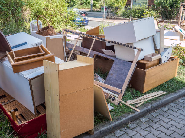 Best Attic Cleanout Services  in Edgewood, FL